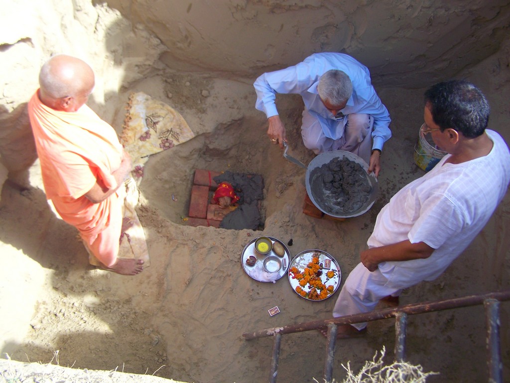 l-bhumi-pujan-with-inder-ji